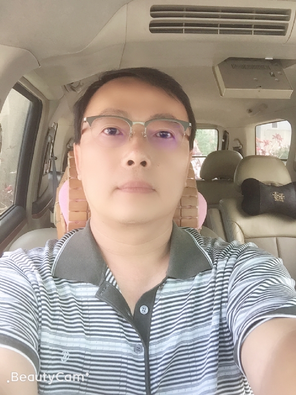 棄天帝的第一张照片--高雄交友中心