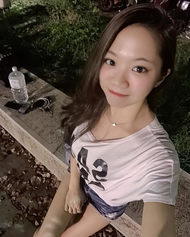 欣欣的第一张照片--高雄交友中心
