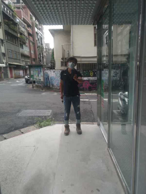 隱姓埋名的第二张照片--高雄交友中心