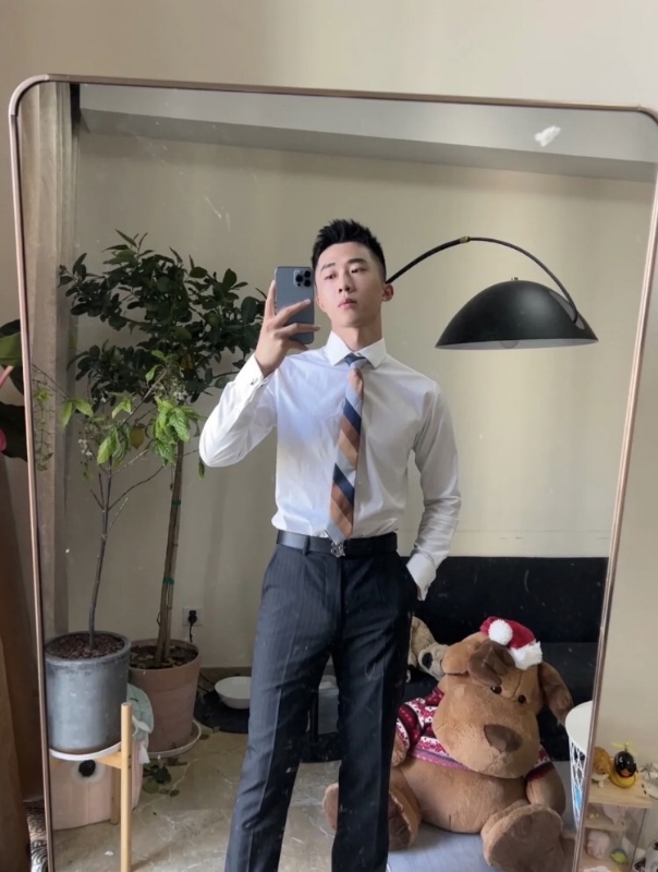 张浩的第一张照片--高雄交友中心